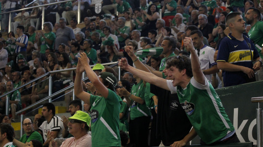 4.200 espectadores estuvieron presentes en el Palacio de los Deportes de Riazor