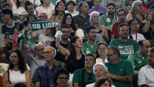 4.200 espectadores estuvieron presentes en el Palacio de los Deportes de Riazor