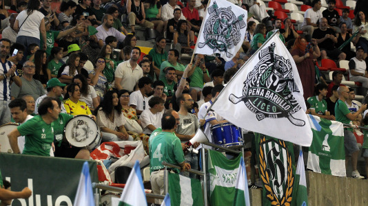 4.200 espectadores estuvieron presentes en el Palacio de los Deportes de Riazor