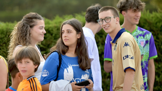 Cientos de seguidores animaron al equipo blanquiazul en A Magdalena