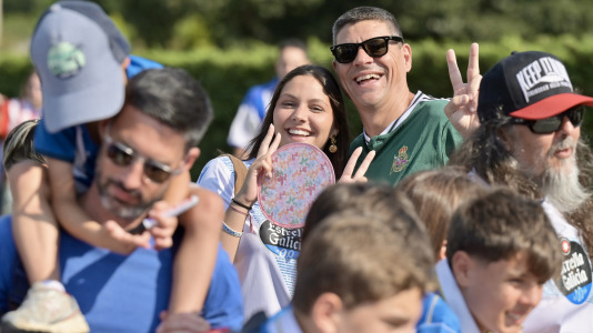Cientos de seguidores animaron al equipo blanquiazul en A Magdalena