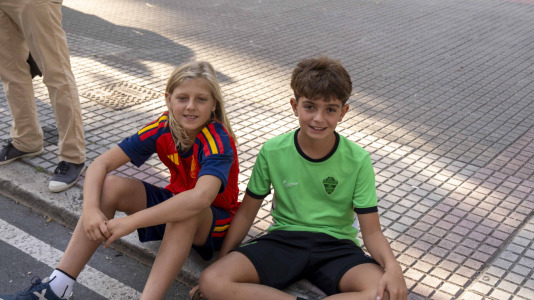 Hubo gran ambiente en la previa del Deportivo-Elche a pesar de ser lunes