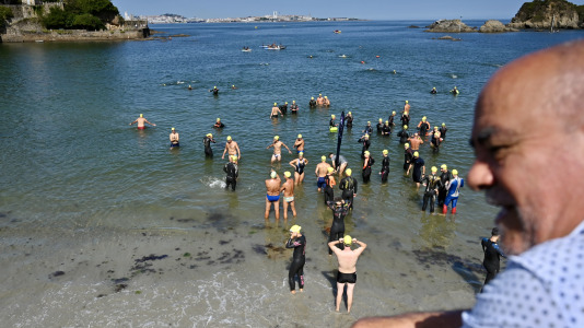 Las mejores imágenes de una de las pruebas de natación tradicionales del verano