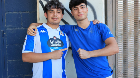 Cientos de seguidores blanquiazules estuvieron en La Rosaleda