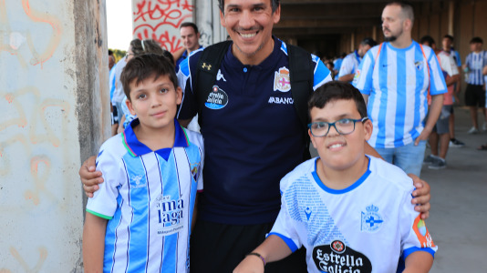 Cientos de seguidores blanquiazules estuvieron en La Rosaleda