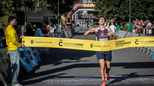 Cientos de corredores participaron en una nueva prueba del Coruña Corre