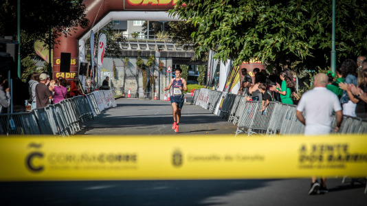 Cientos de corredores participaron en una nueva prueba del Coruña Corre