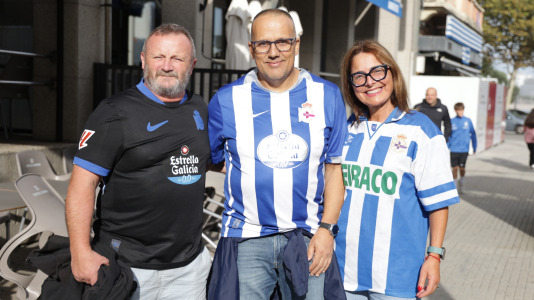 Más de 10.000 seguidores se dieron cita en Riazor para el amistoso de este viernes