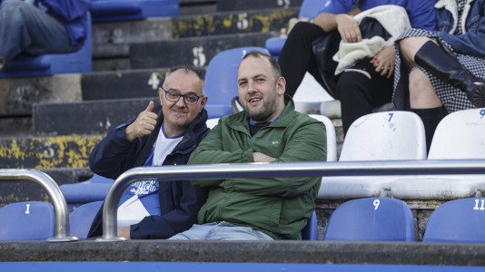 Más de 10.000 seguidores se dieron cita en Riazor para el amistoso de este viernes