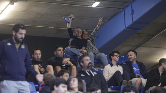 Más de 10.000 seguidores se dieron cita en Riazor para el amistoso de este viernes