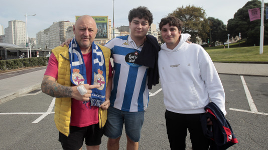 Más de 10.000 seguidores se dieron cita en Riazor para el amistoso de este viernes