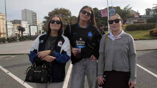 Más de 10.000 seguidores se dieron cita en Riazor para el amistoso de este viernes