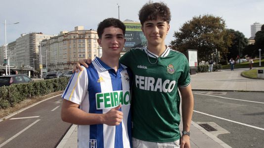 Más de 10.000 seguidores se dieron cita en Riazor para el amistoso de este viernes