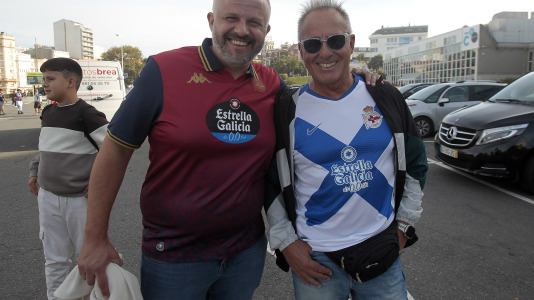Más de 10.000 seguidores se dieron cita en Riazor para el amistoso de este viernes